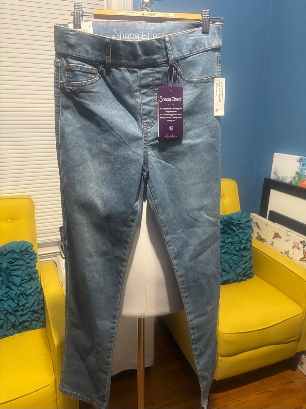 Gloria Vanderbilt Blue Straight Leg Jeans